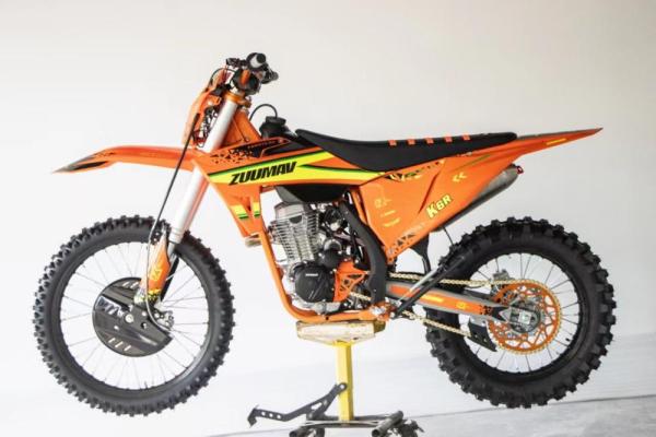 Мотоцикл ZUUMAV K6R